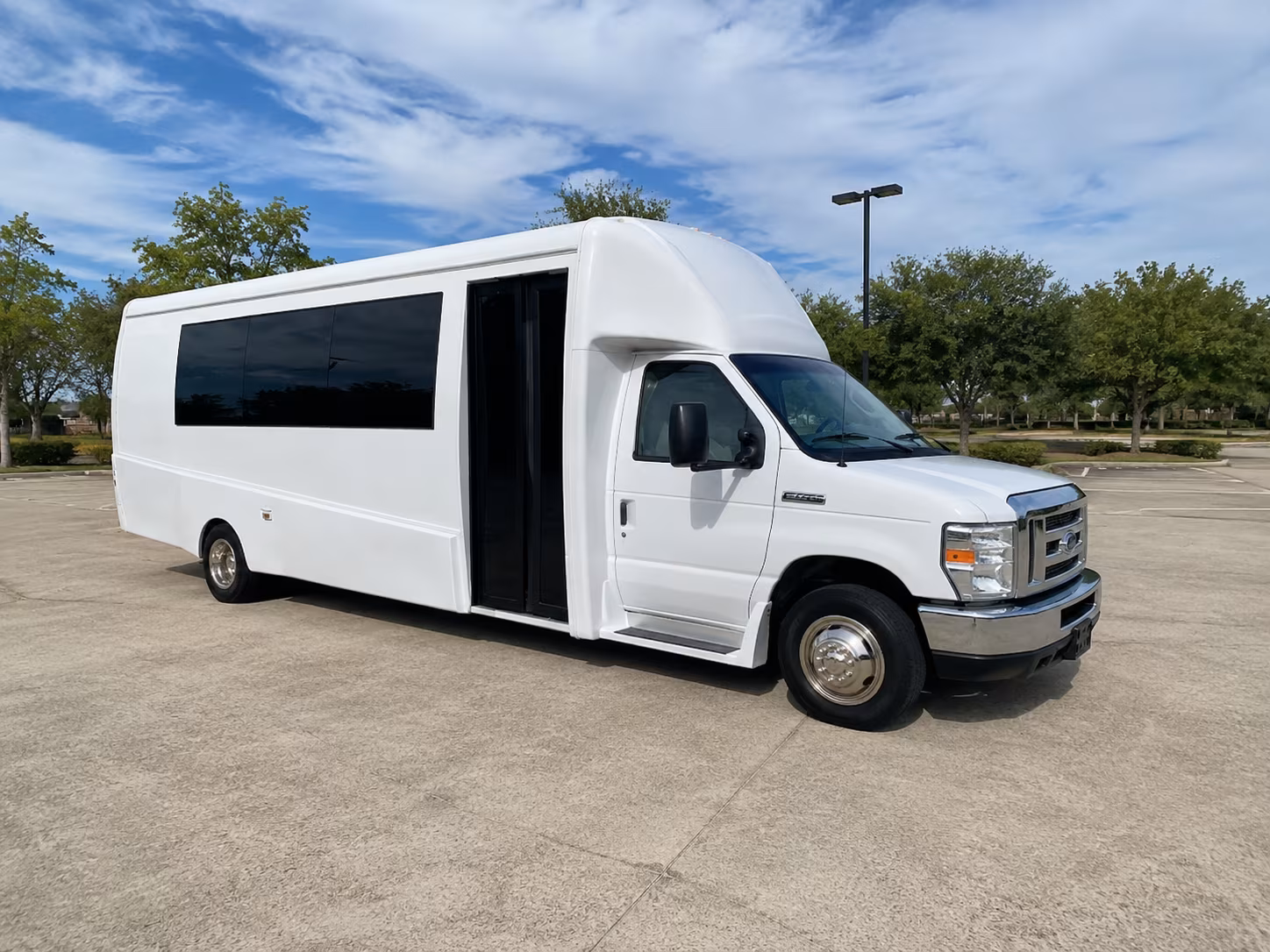 Lexington Birthday, Sweet 16, & Quinceañera Transportation party bus exterior
