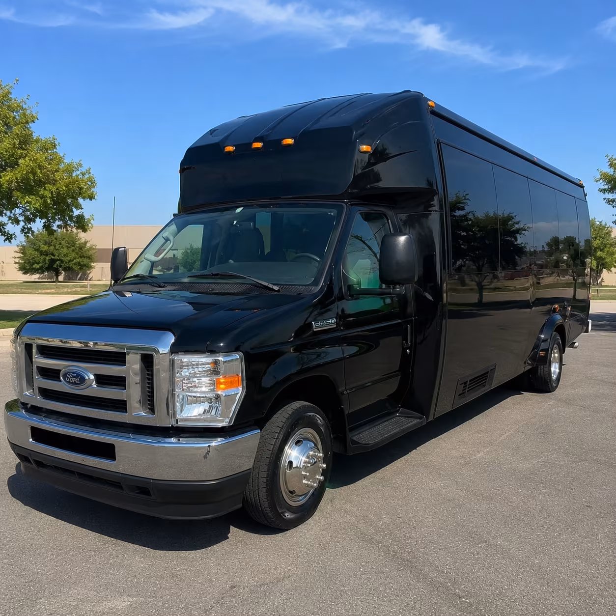 Lexington Winery Tour & Pub Crawl Transportation party bus exterior