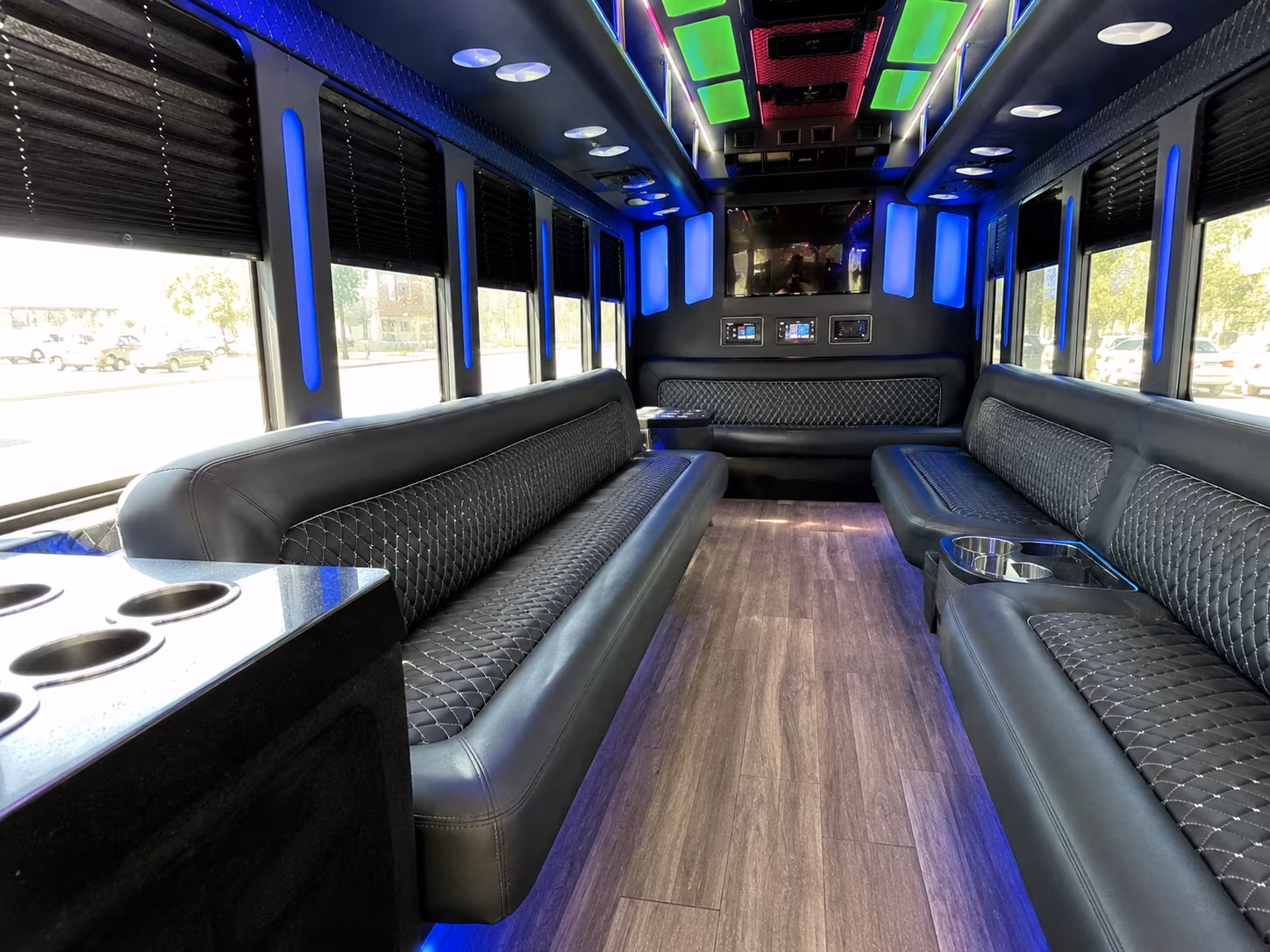 Louisville Birthday, Sweet 16, & Quinceañera Party Bus Rentals